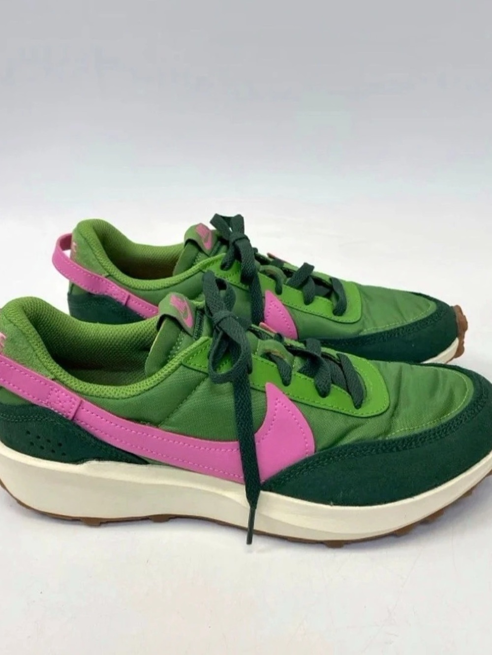 Nike Waffle One Green & Pink Sneakers